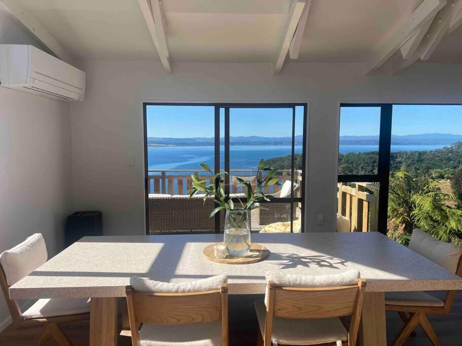 Breathtaking Views Villa Taupo Luaran gambar